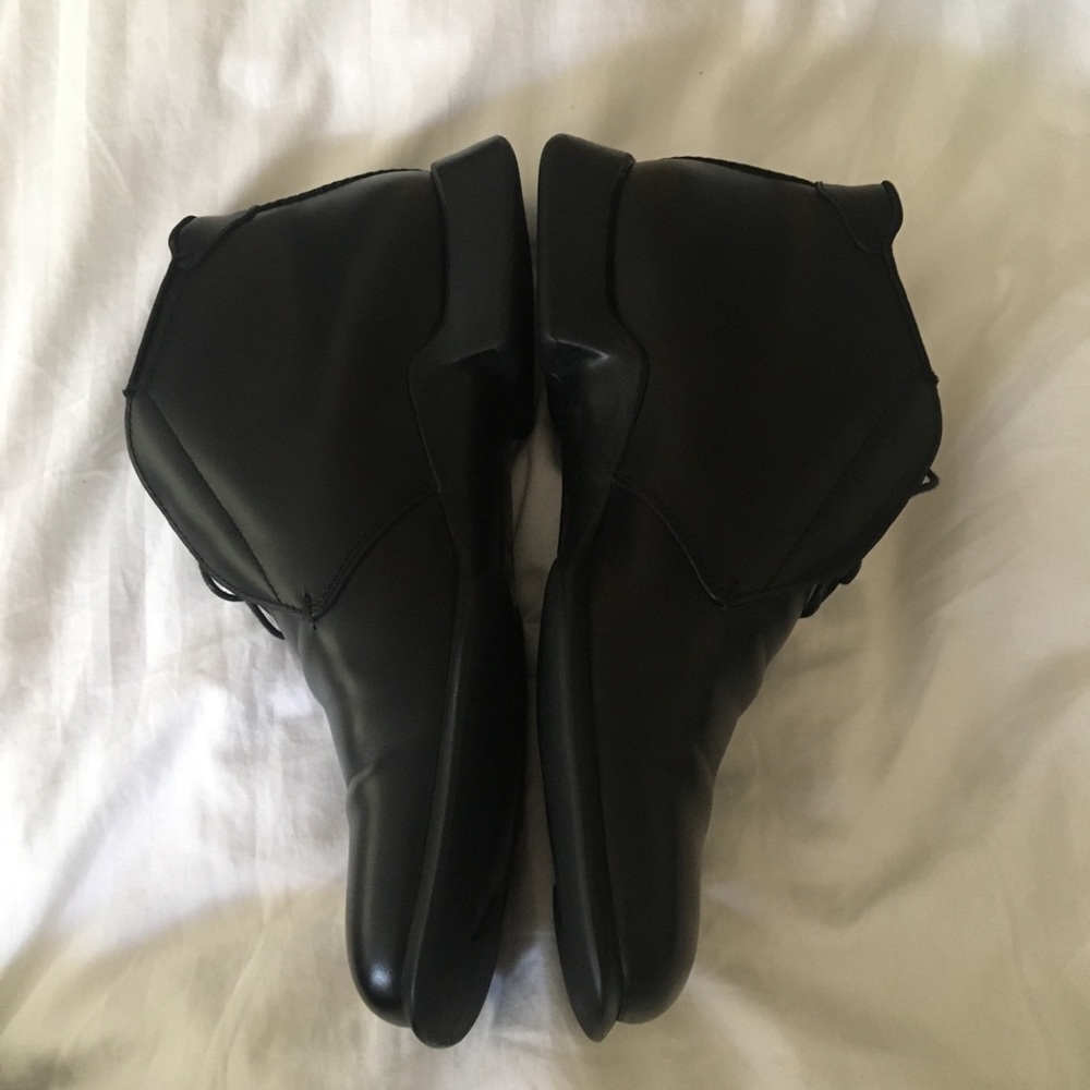 Men’s Black Prada Oxford shoe